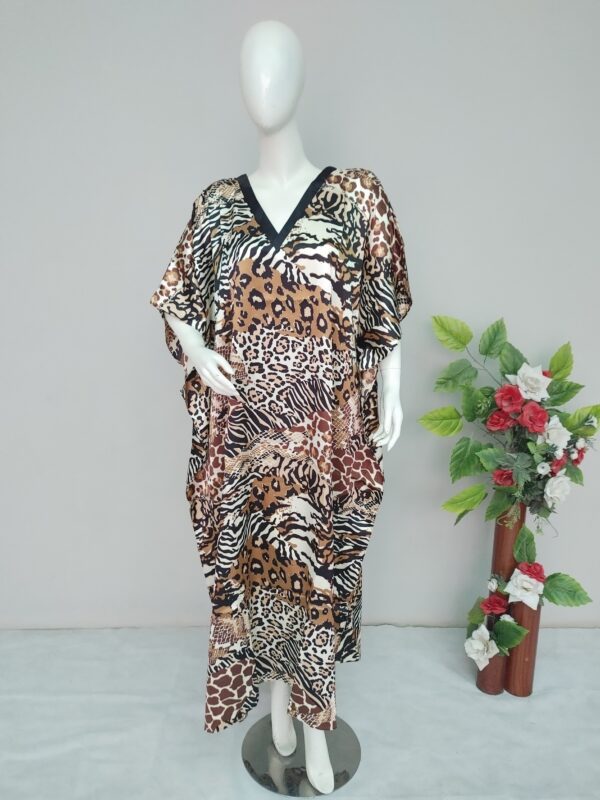 V-Band-Style-Kaftan Front 7257